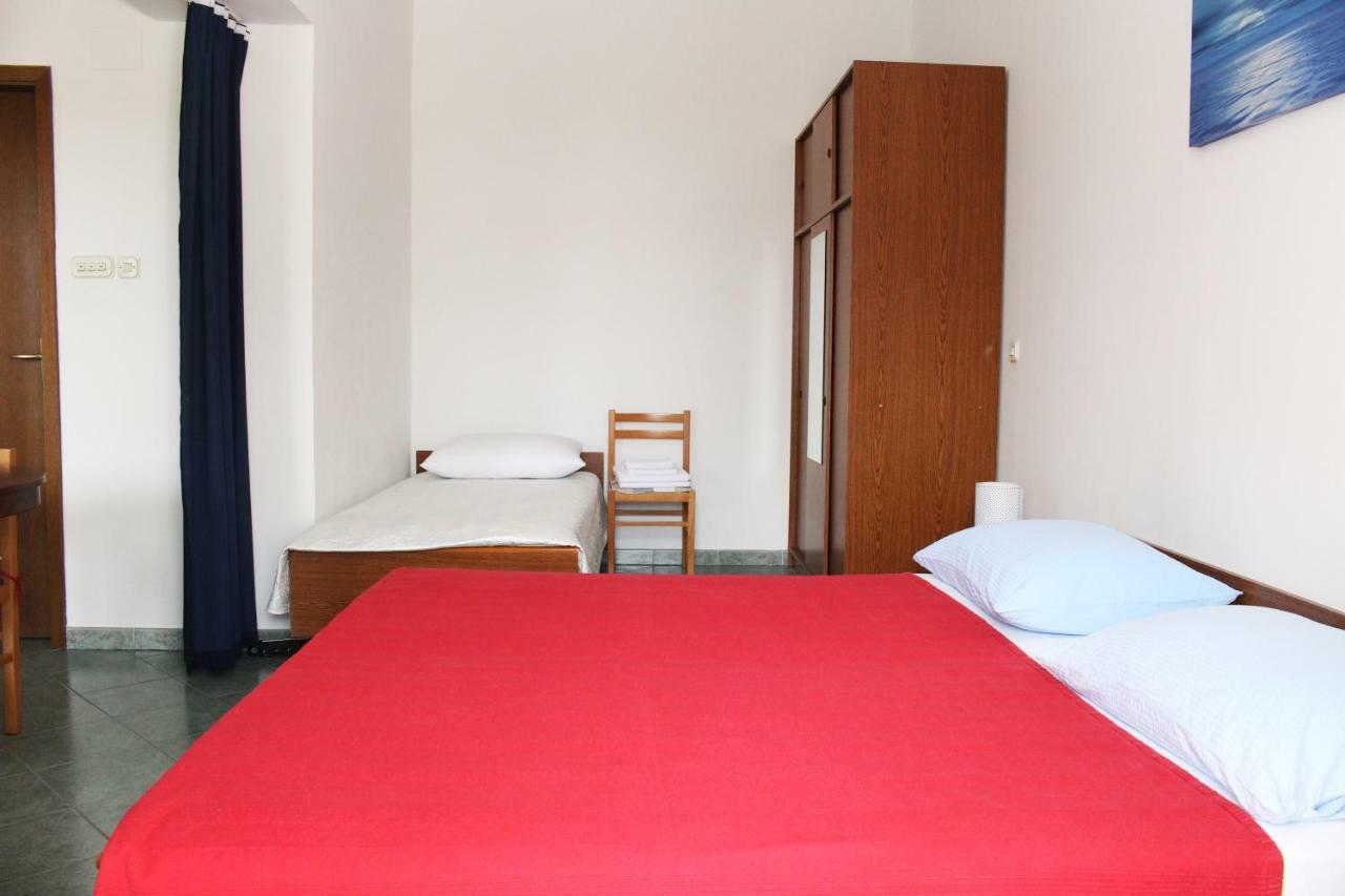 פרימוסטן Apartments Tonka מראה חיצוני תמונה