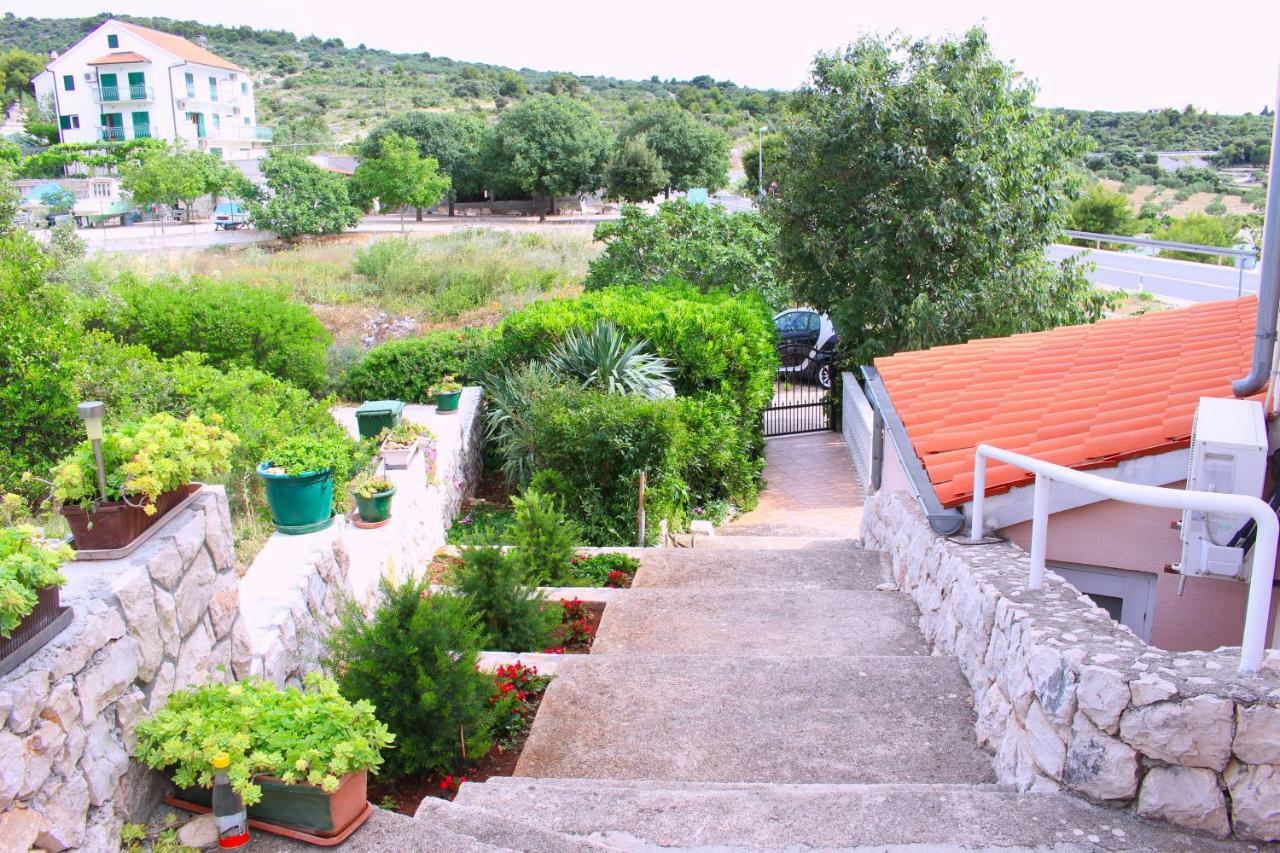 פרימוסטן Apartments Tonka מראה חיצוני תמונה